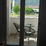 Centar 2 Daire Trebin