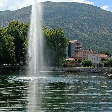 Centar 2 *
