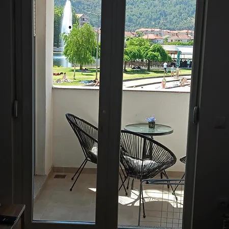 Centar 2 Daire Trebin