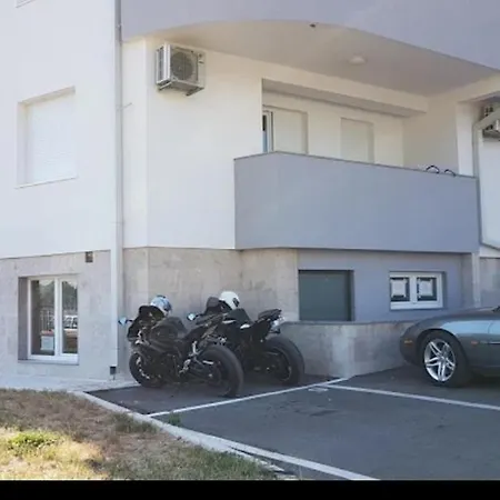 Centar 2